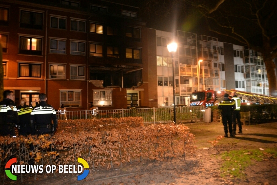 Explosie En Flinke Brand Verwoest Woning Rusthoflaan Rotterdam (video ...