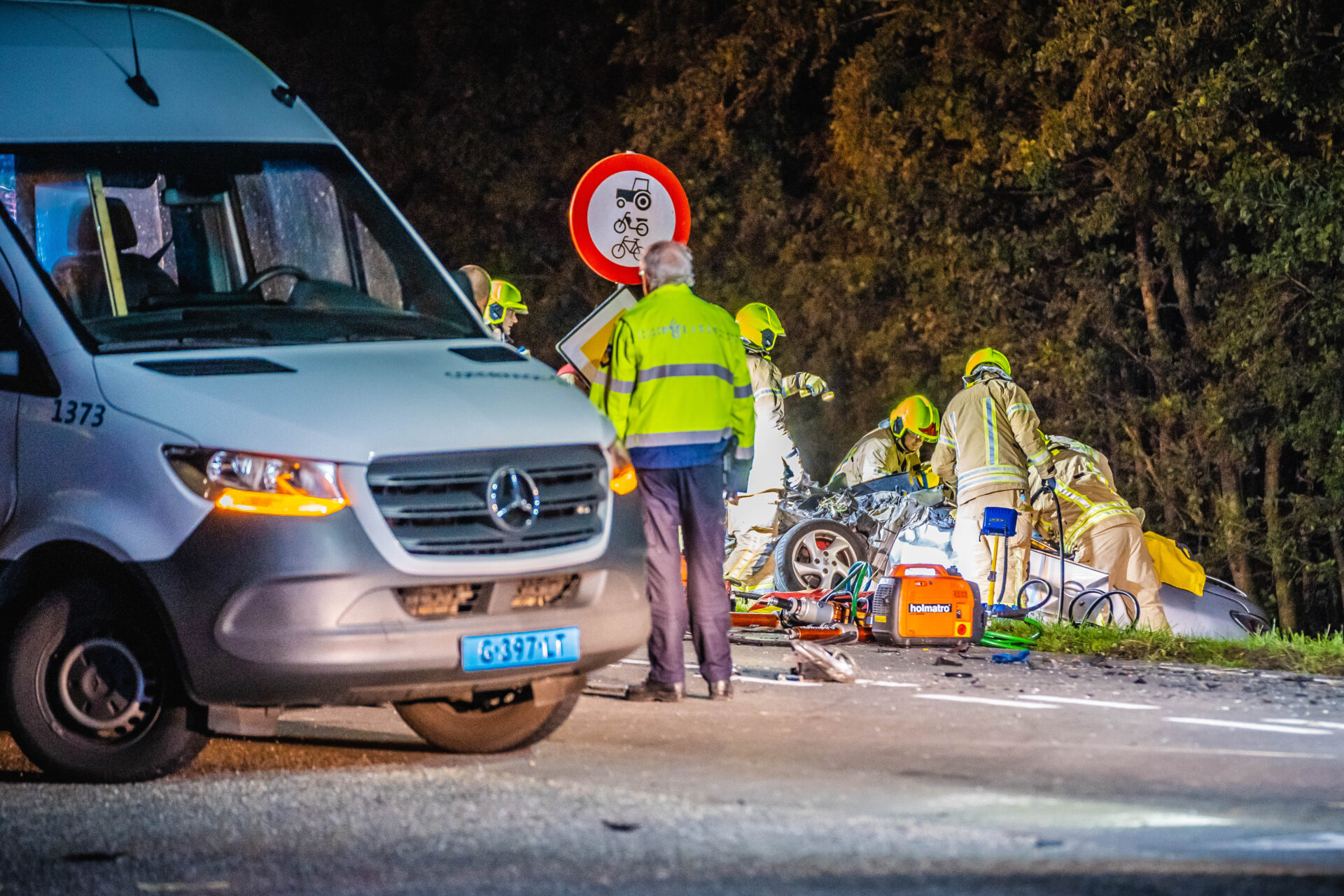 Dode Na Ernstig Ongeluk N215 Nieuwe Tonge (video) - Nieuws Op Beeld ...