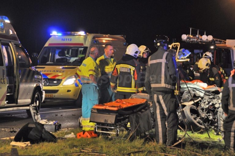 Zwaargewond na frontale aanrijding N210