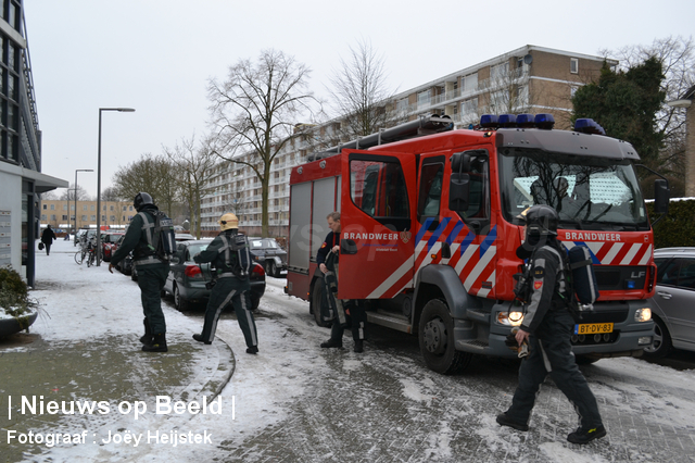 Verwarde vrouw zet gaskraan open Klerkstraat Rotterdam