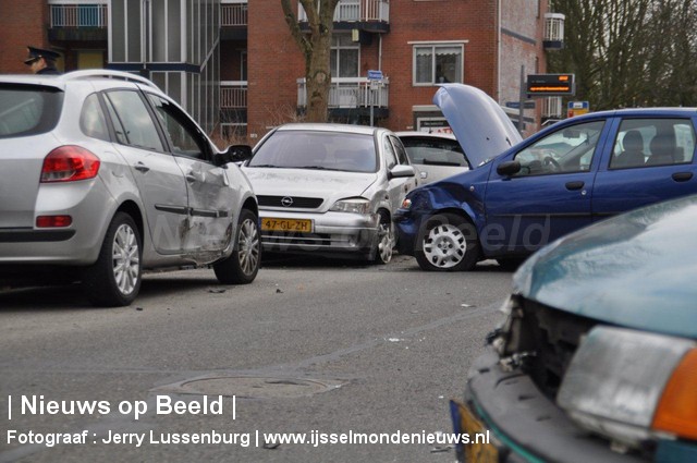 23-02-13-Nieuwenoord-Rotterdam-aanrijding4