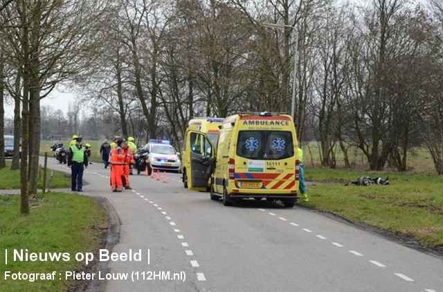 Scooterrijder (54) zwaar gewond na aanrijding met bestelbus J C Hoogendoornlaan Bodegraven