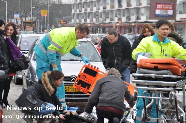 15-03-13-spinozaweg-ongeval-5