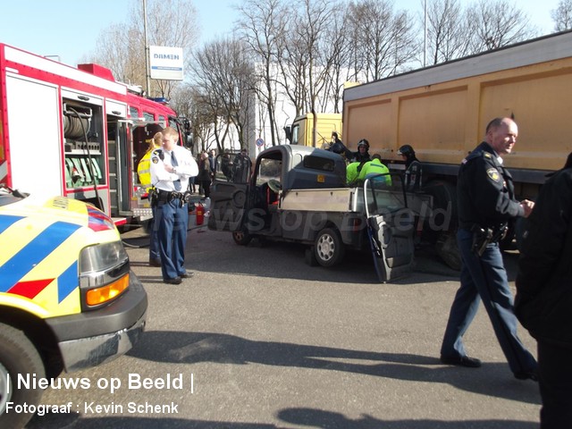 27-03-13-Westfrankelandsedijk-Schiedam-aanrijding6