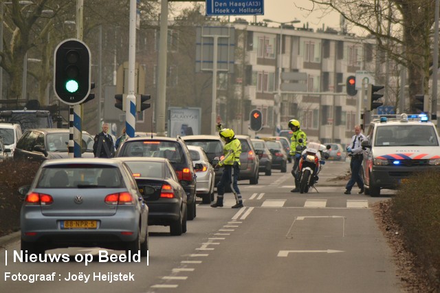 Stockfoto-Politie-drukte-omleiding1