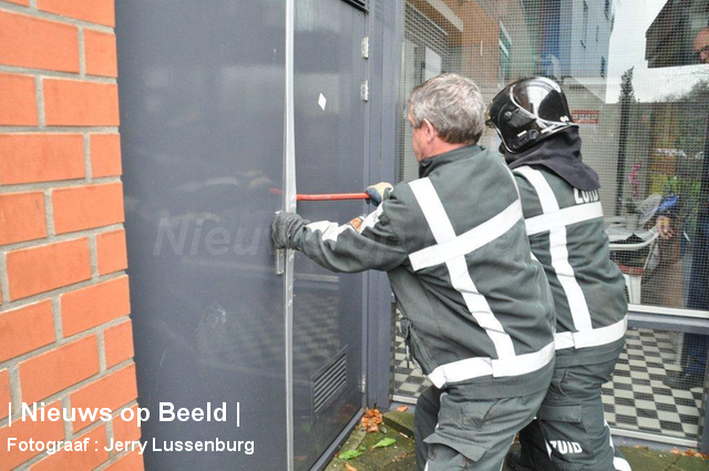 foto-jerry-lussenburg-gasleiding-aristotelesstraat-lombardijen04-04-13-2