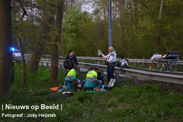 Motorrijder gewond na valpartij Bosdreef Rotterdam (video)