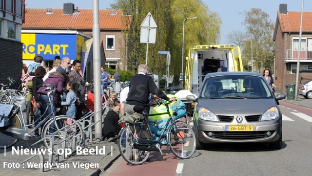 Vrouw aangereden door automobilist Boerhaavelaan Krimpen aan den IJssel (video)