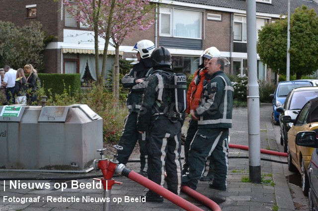 Middelbrand in woning aan Klaprooslaan Rotterdam (video)