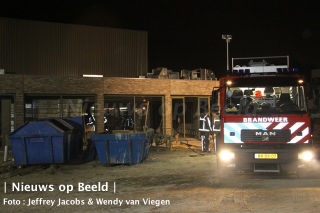 Brandje in nieuwbouw sporthal Lijstersingel Capelle a/d IJssel (video)