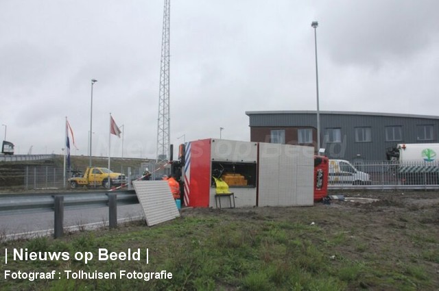 17-05-13-Butaanweg-Rotterdam-Ongeval4