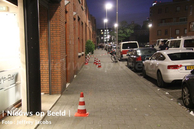Politie doet onderzoek naar schietpartij Paul Krugerstraat Rotterdam (video)