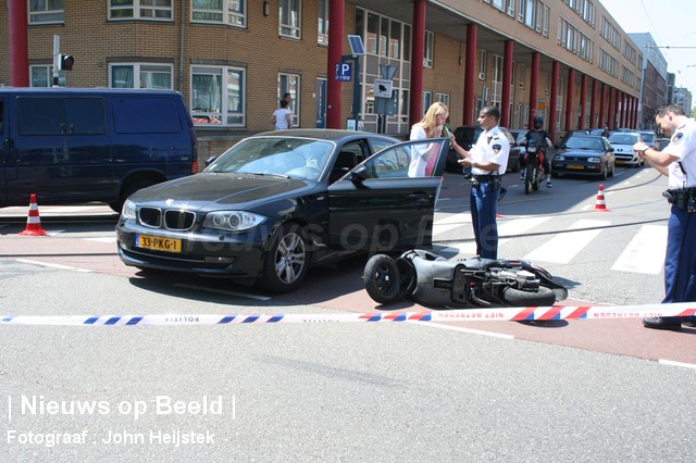 07-06-13-Boezemstraat-Rotterdam-Aanrijding2