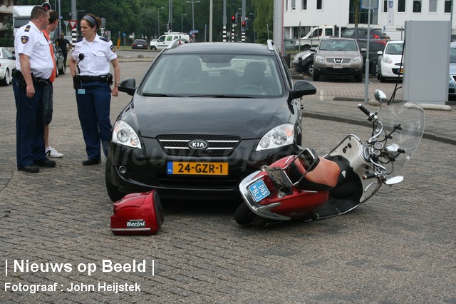 19-06-13-Metaalstraat-Rotterdam-Aanrijding1