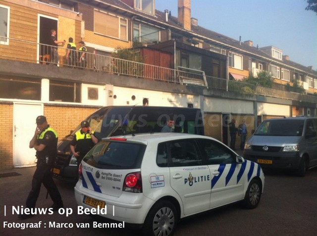 Politie inval in theehuis de Kortestraat Gouda