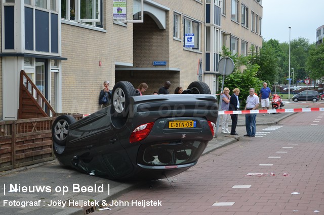 04-07-13-Evenaar-Rotterdam-Aanrijding-2PA03