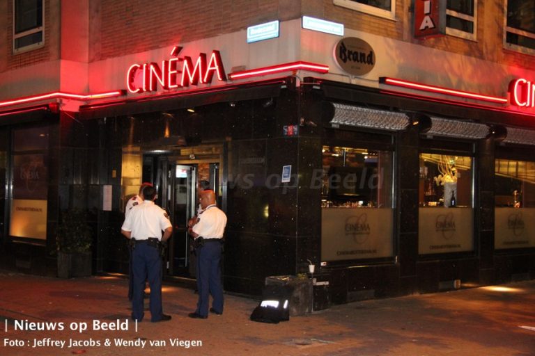 Gewonde na schietpartij in Café Cinema Rodezand Rotterdam (video)
