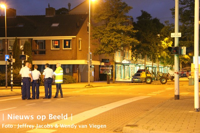 Mislukte plofkraak op ABN AMRO geldautomaat Peppelweg Rotterdam (video)