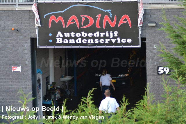 30-08-13-Evertsenstrat-Capelle-Gewapendeoverval6 30-08-13-Evertsenstrat-Capelle-Gewapendeoverval6.jpg