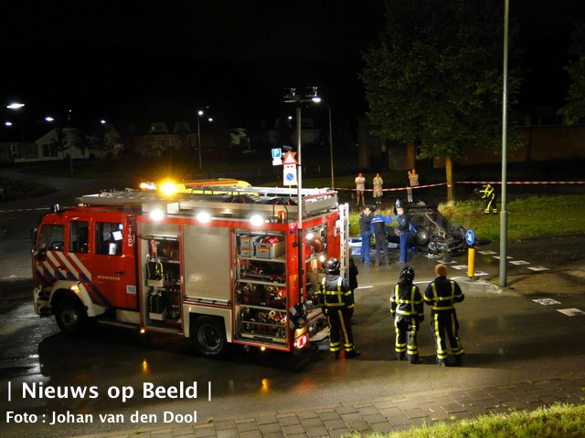 12-09-13-weeskinderendijk-dordrecht-achtervolging-ongeval-1 12-09-13-weeskinderendijk-dordrecht-achtervolging-ongeval-1.jpg