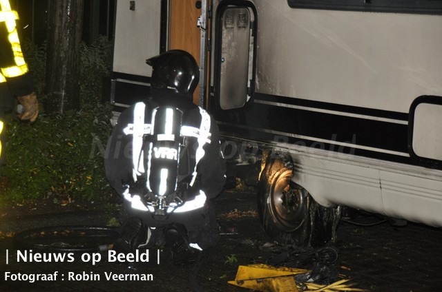 17-09-13-brand-camper-kraanvogelhoek-spijkenisse-2 17-09-13-brand-camper-kraanvogelhoek-spijkenisse-2.jpg