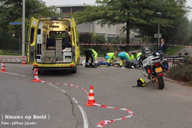 Gewonde na ongeval tussen scooters Burg. Van Heugtenlaan Nieuwerkerk aan den IJssel