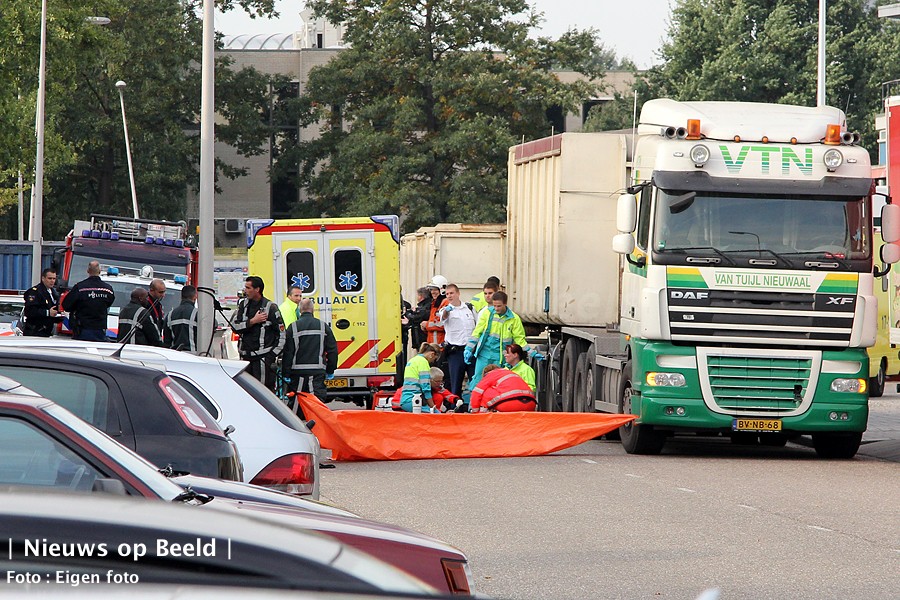 02-10-13-lisbaan-dodelijk-ongeval-3 02-10-13-lisbaan-dodelijk-ongeval-3.jpg