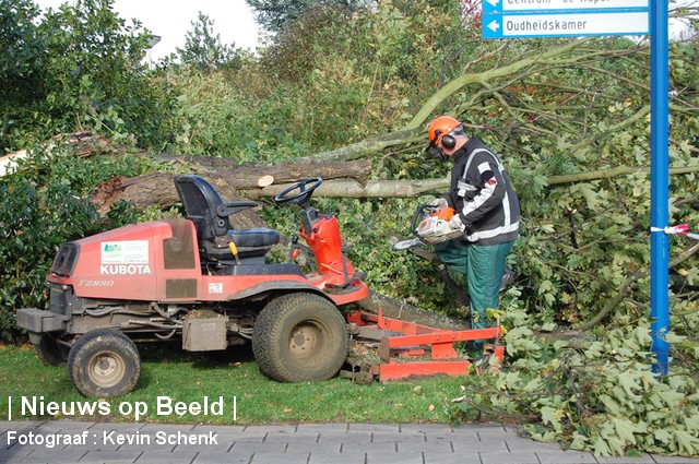 28-10-13-Irenestraat-Poortugaal-Stormschade5