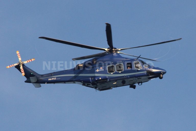 Politiehelikopter zocht naar verdachte personen nabij geldtransportbedrijf Capelle Rivium