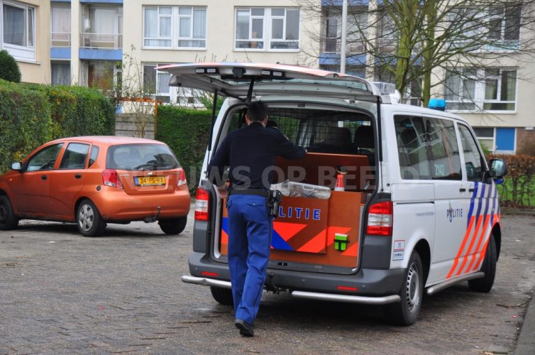 Pakketbezorger overvallen in woning Stellendamhof Rotterdam