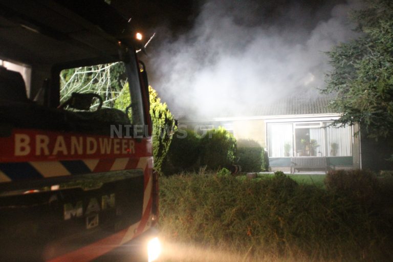 Bewoners ontdekken grote brand in woning na vreemd geluid Tweede Tochtweg Nieuwerkerk aan den IJssel