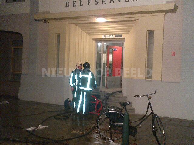 Twee gewonden en 70 studenten ontruimd bij brand in studentencomplex Coolhaven Rotterdam