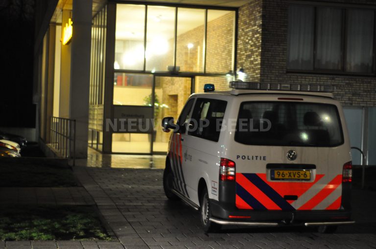 Vrouw op straat van tas beroofd Drakenburg Rotterdam