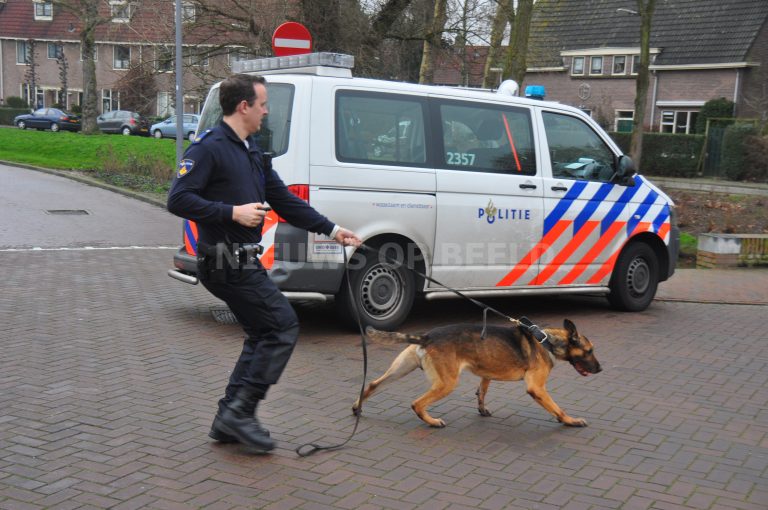 Inbreker Averdijk Rotterdam treft politiehond Dino