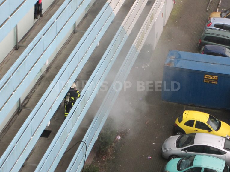 Keuken verwoest door brand van Leeuwenhoeklaan Zoetermeer