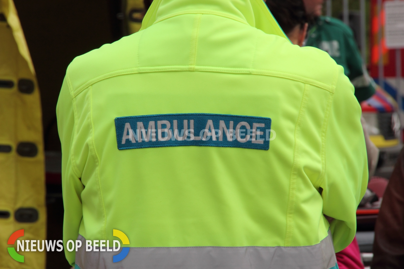 Stockfoto Ambulance Verpleegkundige Ambu Foto : Dennis Vervoorn