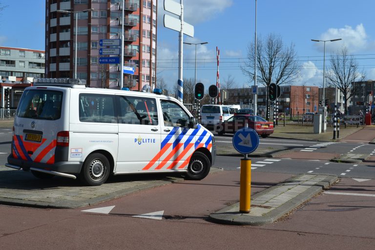 Zoektocht naar verdachte na overval Michelangelostraat Rotterdam