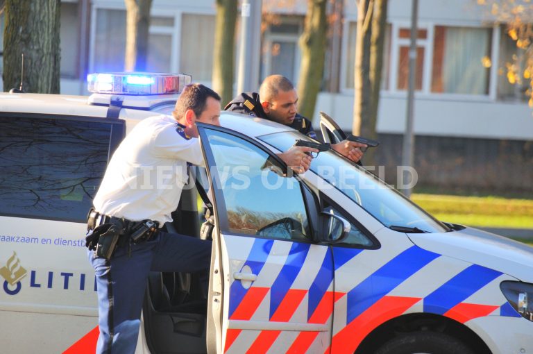 Vier jonge knapen aangehouden na achtervolging gestolen auto A4 Den Haag