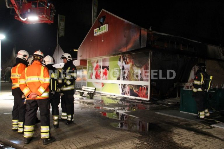 Brand Plus-supermarkt Rozenburg blijkt aangestoken