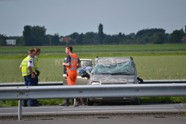 Lange file door eenzijdig ongeval A29 Mijnsheerenland