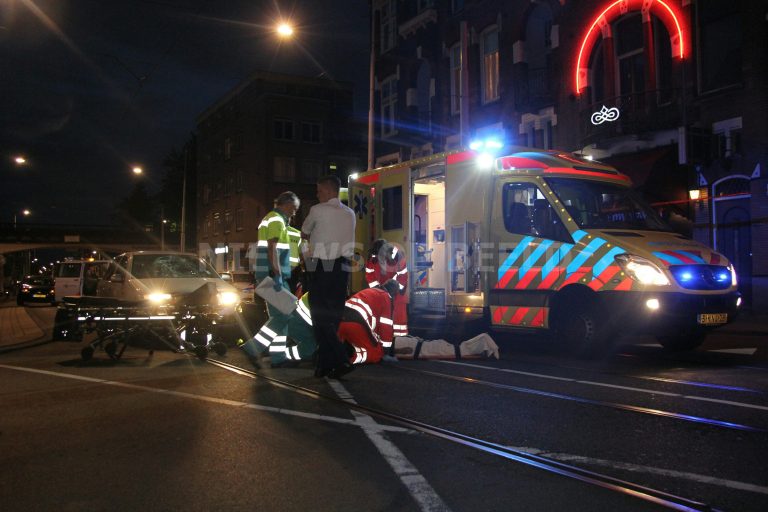 Voetganger zwaargewond na ongeval Bergweg Rotterdam