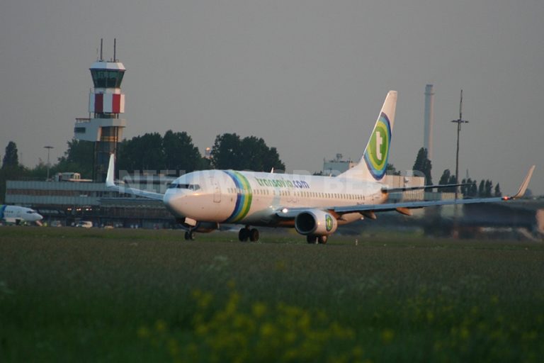 Hulpdiensten rukken massaal uit voor vliegtuig in nood Rotterdam The Hague Airport
