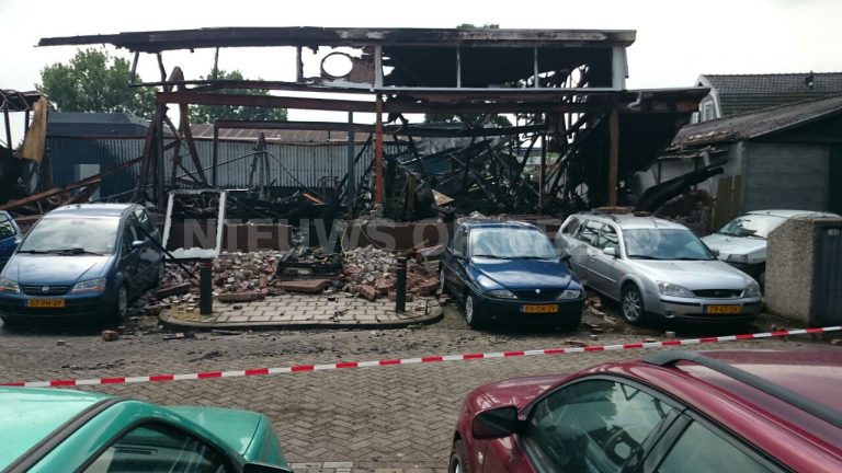 [DAG NA DE BRAND] Zeer grote brand verwoest bedrijfspand Noordenweg Ridderkerk