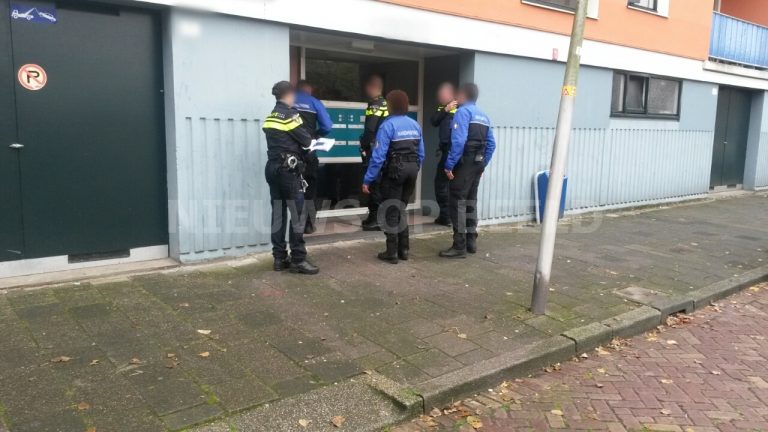 Man in woning aangehouden na discriminatie handhavers Sperwerhof Capelle aan den IJssel