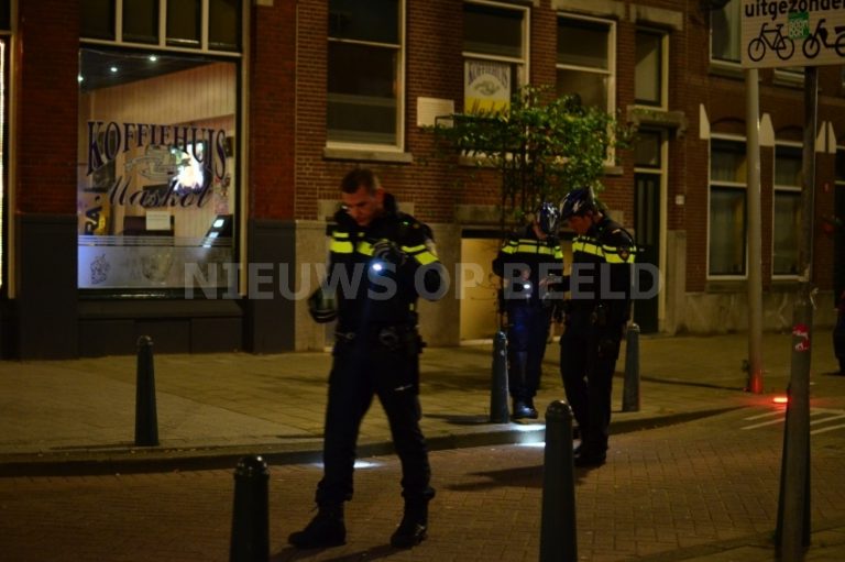 Politie onderzoekt schietpartij Albregt Engelmansstraat Rotterdam