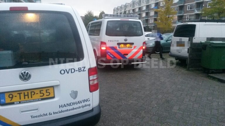 Wederom gestolen auto aangetroffen Handhavers Karekietstraat Capelle aan den IJssel