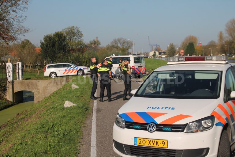 Politie zet 40 rechercheurs in na ontplofte personenauto Veghel