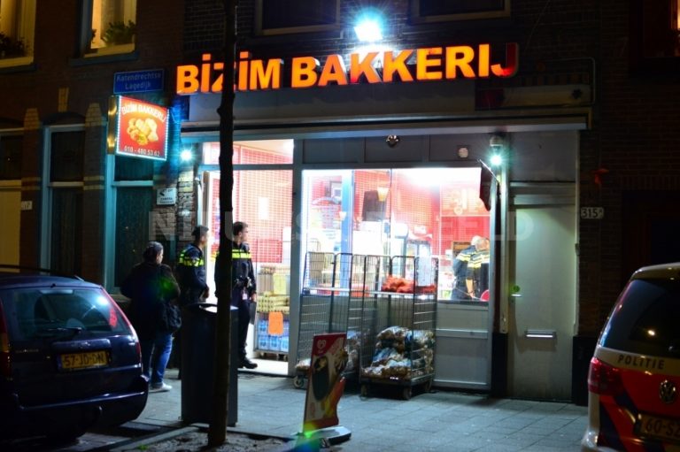 Politie lost waarschuwingsschot bij aanhouding overvaller Katendrechtse Lagedijk Rotterdam