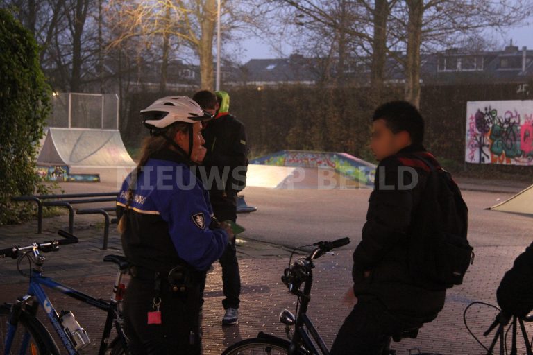 Handhaving en politie treden repressief op met fietsverlichtingscontrole