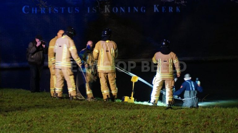 Man (86) overleden uit water gehaald Dillenburgplein Ridderkerk